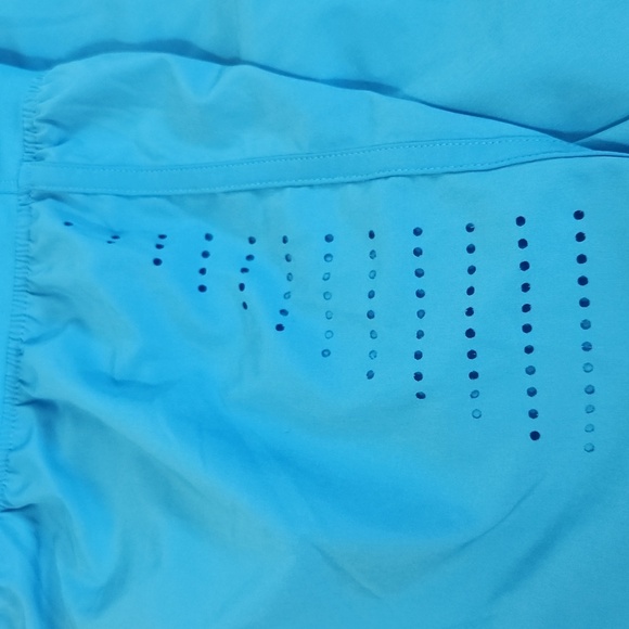 Under Armour Speed Pocket Blue Fitted Mens Size Medium 7 Inch Inseam - Picture 15 of 16